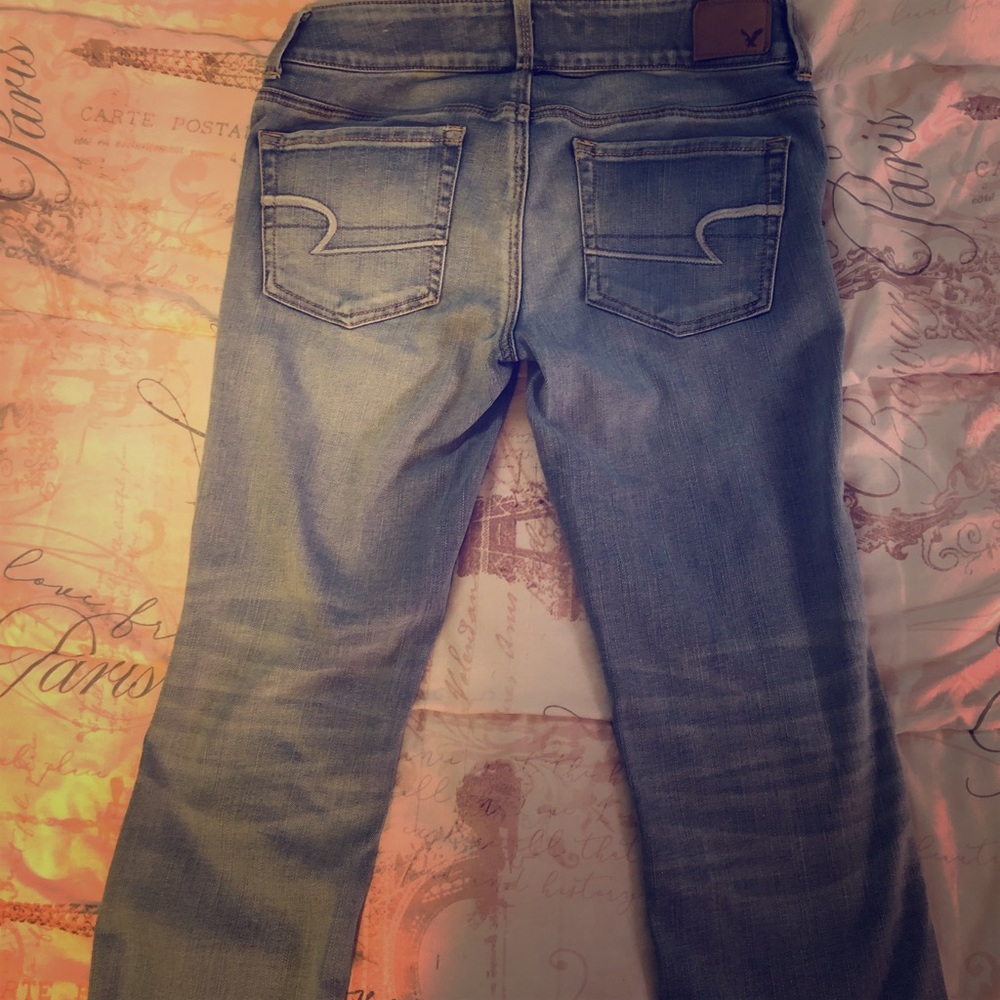 Women’s American eagle crop jeans